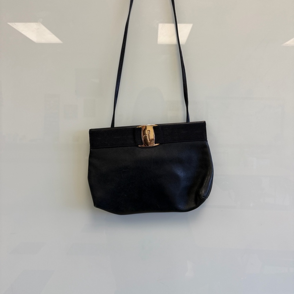 Salvatore Ferragamo Vala Shoulder Bag Leather Black Gold Buckle